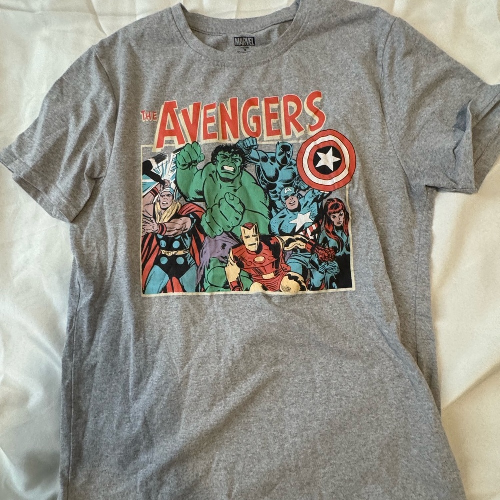 Marvel Gray Avengers Tee with Bold Superhero Graphics